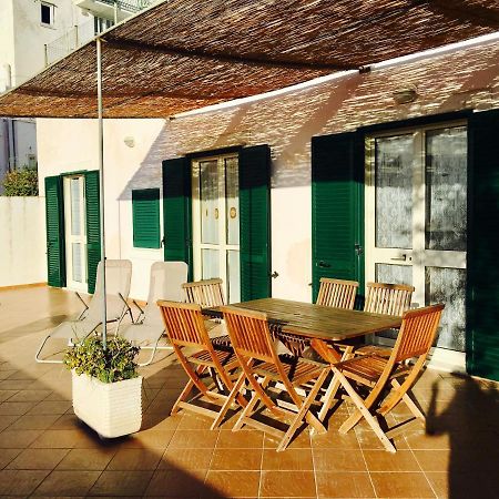 Ferienwohnung Agenzia Isotur Geranio Ponza Exterior foto